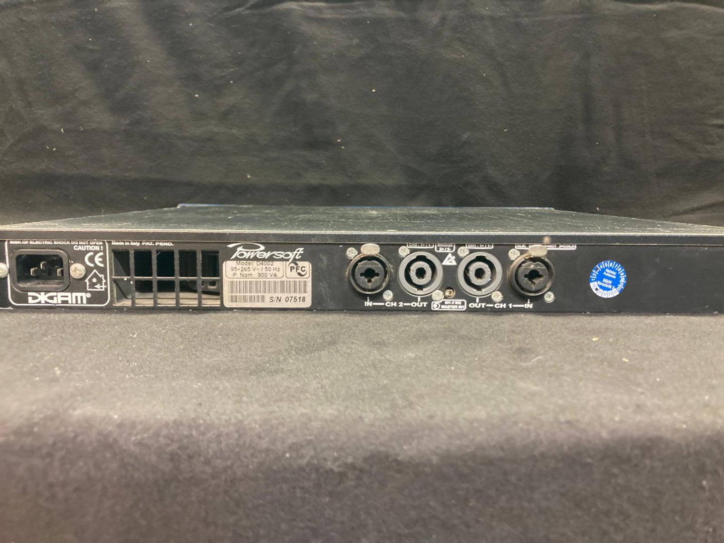 アンプ DIGAM Q4002R アンプ DIGAM Q4002R Powersoft Digam Q4002-R Digital Amplifier